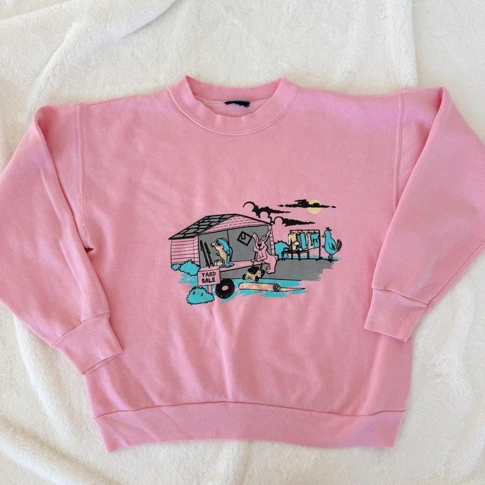 80s pink boxy sweatshirt yardsale thrifter reseller vibe